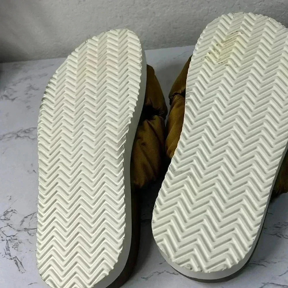 3.1 Phillip Lim Crossover Strap Pool Slides Size 6/37 - Picture 11 of 15